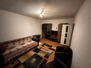 Închiriez apartament zona Casa de Cultură