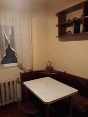 Închiriezi apartament