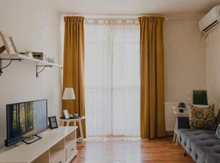 Ofer spre inchiriere apartament 2 camere centrul istoric Piata Enescu