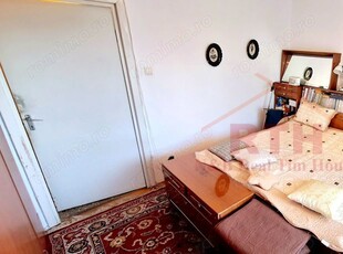 Oferim spre vanzare, direct de la proprietar, apartament cu 3 camere, Sagului, Dambovita