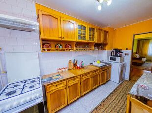 Ultracentral! Apartament cu 4 camere de vânzare! COMISIO...