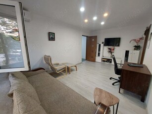 Vând apartament cu doua camere