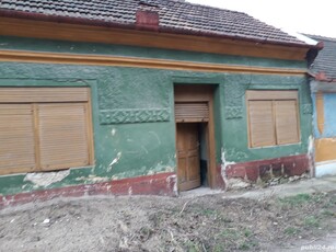 Vand casa de piatră în Socolari, Caraș Severin