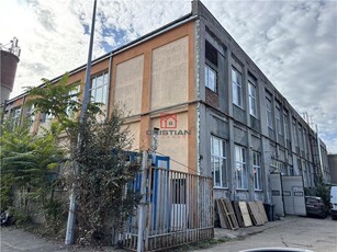 Vanzare spatiu industrial depozit hala Drumul Intre Tarlale - Oxigenului, Bucuresti