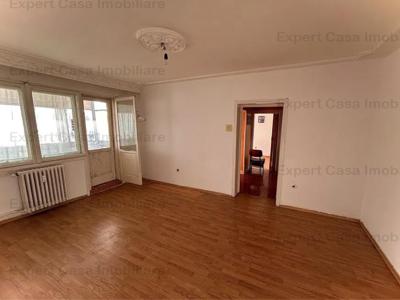 Apartament 3 camere Cantemir 67.000 euro!