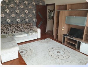 Apartament 2 camere, P-ta Doina, Semidecomandat, AC