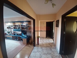 Apartament 4 camere Aparatorii Patriei Metrou