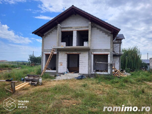 Casa la rosu, P+E, sat Alunis, comuna Frumuseni