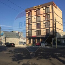 Hotel de vanzare în zona Delfinariu