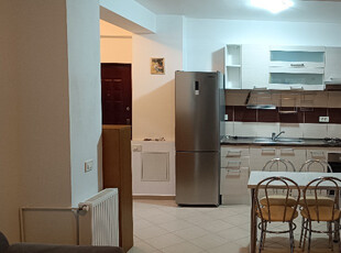 Proprietar apartament 2 camere decomandat Rezervelor