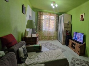 Vindem un apartament cu o camera, zona semicentrala