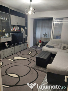 Apartament 3 camere - Ploiești, Prahova, str. Cibinului