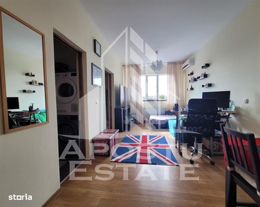 Apartament cu 4 camere, centrala proprie, zona Bucovina