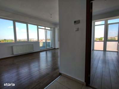 De vânzare apartament, 2 camere, decomandat, tip Penthouse, Oradea