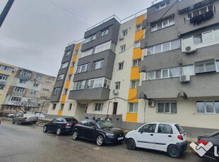 Apartament 4 camere cu intrare separata – Giurgiu, Cartier Tineretului