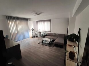 Apartament cu 2 camere decomandate, zona Vivo