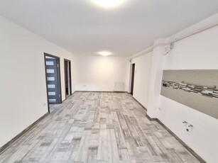 Apartament cu 2 camere, etaj intermediar, zona Porii