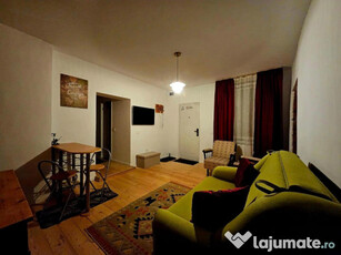 Apartament cu 2 camere, semidecomandat - zona Centru Istoric