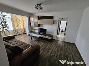 Apartament cu 3 camere, Cetate-Bulevard