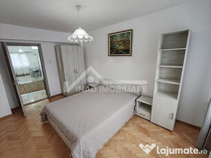 Apartament cu 3 camere de 80 mp cu 2 bai zona Piata Cipariu