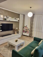 Apartament spatios 57mp, terasa, mobilat, zona Eroilor