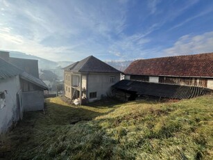 Teren cu casa renovabila in Suceag