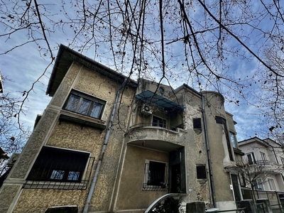 Apartament 3 camere de vanzare PRIMAVERII - Bucuresti