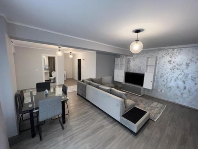 Apartament la cheie| Etaj intermediar| Dambul Rotund