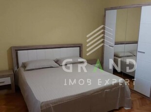 Ap 2 camere,DECOMANAT,BALCON,ZONA PLOPILOR/PARCUL BABES