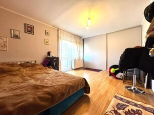 Apartament 2 camere decomandate, 52 mp utili, balcon, zona Iulius Mall