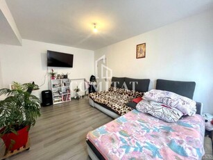 Apartament 2 camere decomandate / etaj intermediar / Zona Vivo