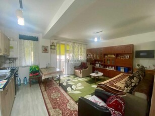 Apartament 2 camere, Floresti, zona Terra