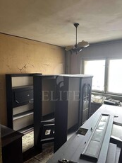 Apartament 3 camere in zona CALVARIA