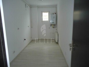 Apartament 3 camere in zona DACIA