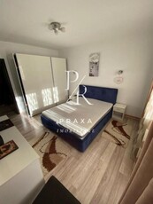 Oportunitate !Apartament 3 camere, mobilat, utilat, parcare, zona Terra