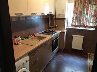 Apartament cu 2 camere Zona Vivo