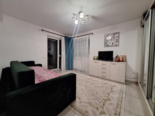 Apartament decomandat, 56 mp, parcare, zona Eroilor