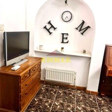 De inchiriat apartament cu 4 camere, zona Bulevard