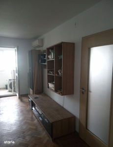 Apartament 2 camere decomandat, Canta 85.000 euro neg