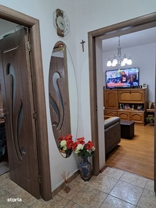 Apartament cu 3 camere, 41 mp utili,Mureseni