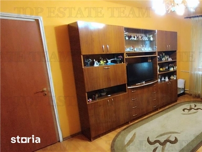 Apartament 3 camere zona Ozana