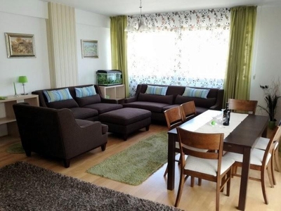 APARTAMENT 4 CAMERE