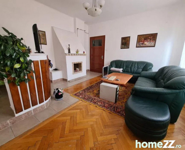 Apartament 4 camere decomandat - zona Central