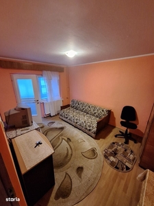 Apartament 3 camere, 60mp, zona Rogerius