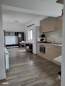 Vand apartament 2 camere Andrei Muresanu.