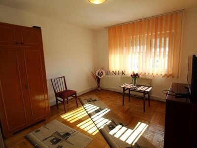 Vand apartament 2 camere in Hunedoara, zona M5/1-str. Zambilelor 48mp