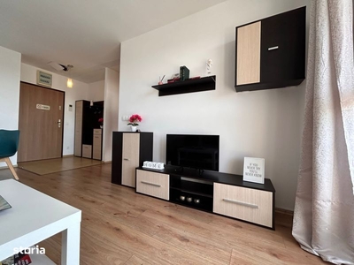 Apartament 3 camere, parter, finisat foarte spatios