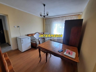 Apartament 2 camere de vanzare in Alba Iulia zona Cetate