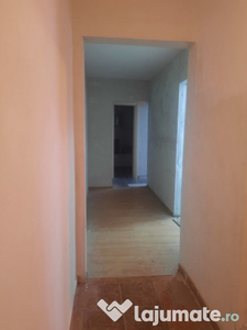 Apartament 2 camere transformat în 3