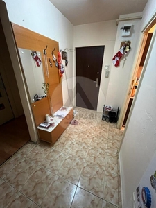 Apartament 3 camere decomandat zona Sagului langa Piata Doina